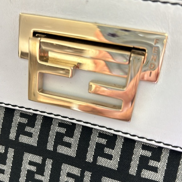 Fendi Tote Bag Rare - Picture 8 of 16